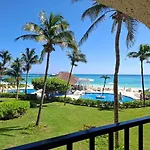 Condominio Xaman Ha 7107